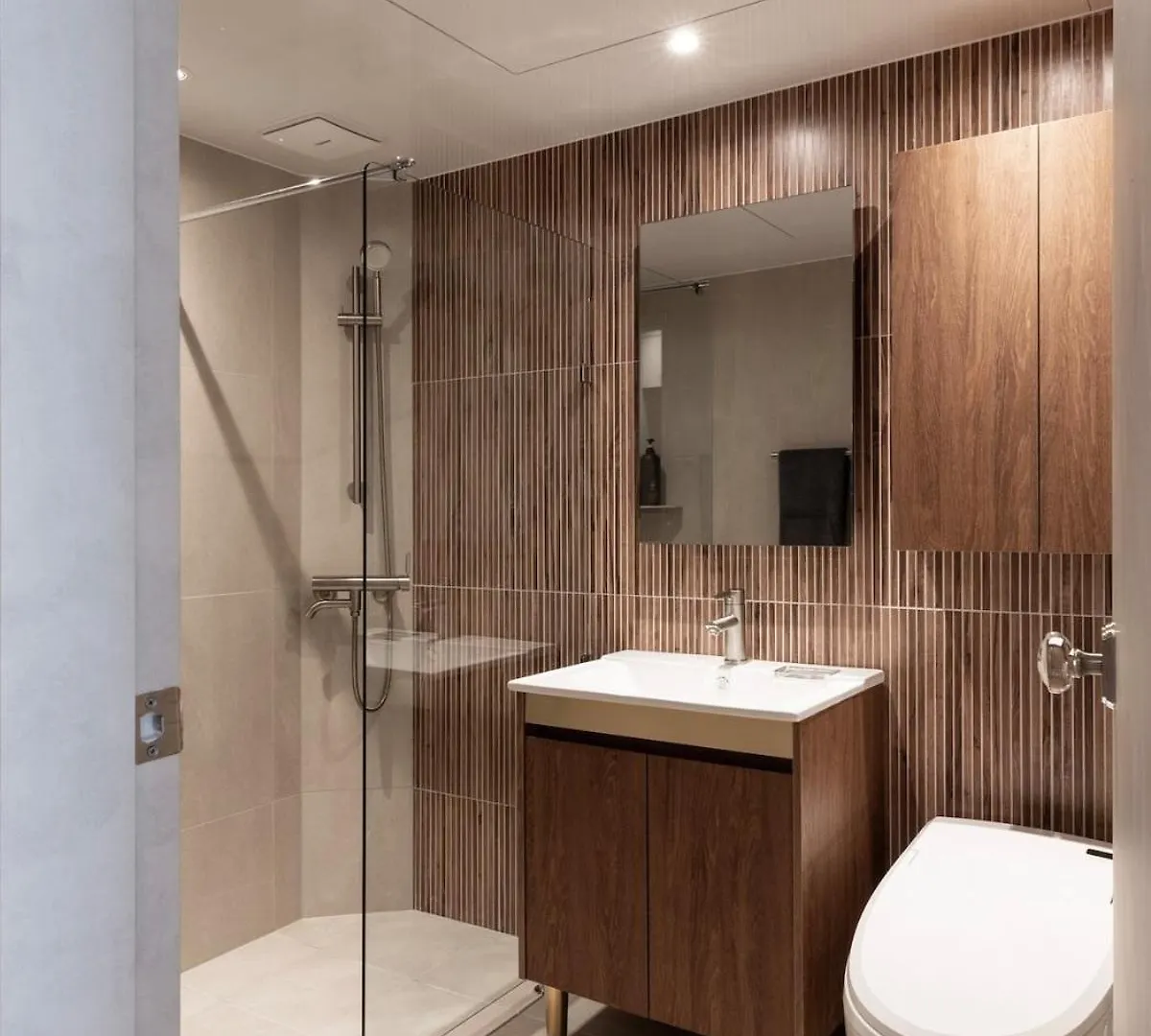Hongdae Cozy Space13, Near Hongdae Station, City View, Pleasant And Cozy, Stylish House Soul Apartmán